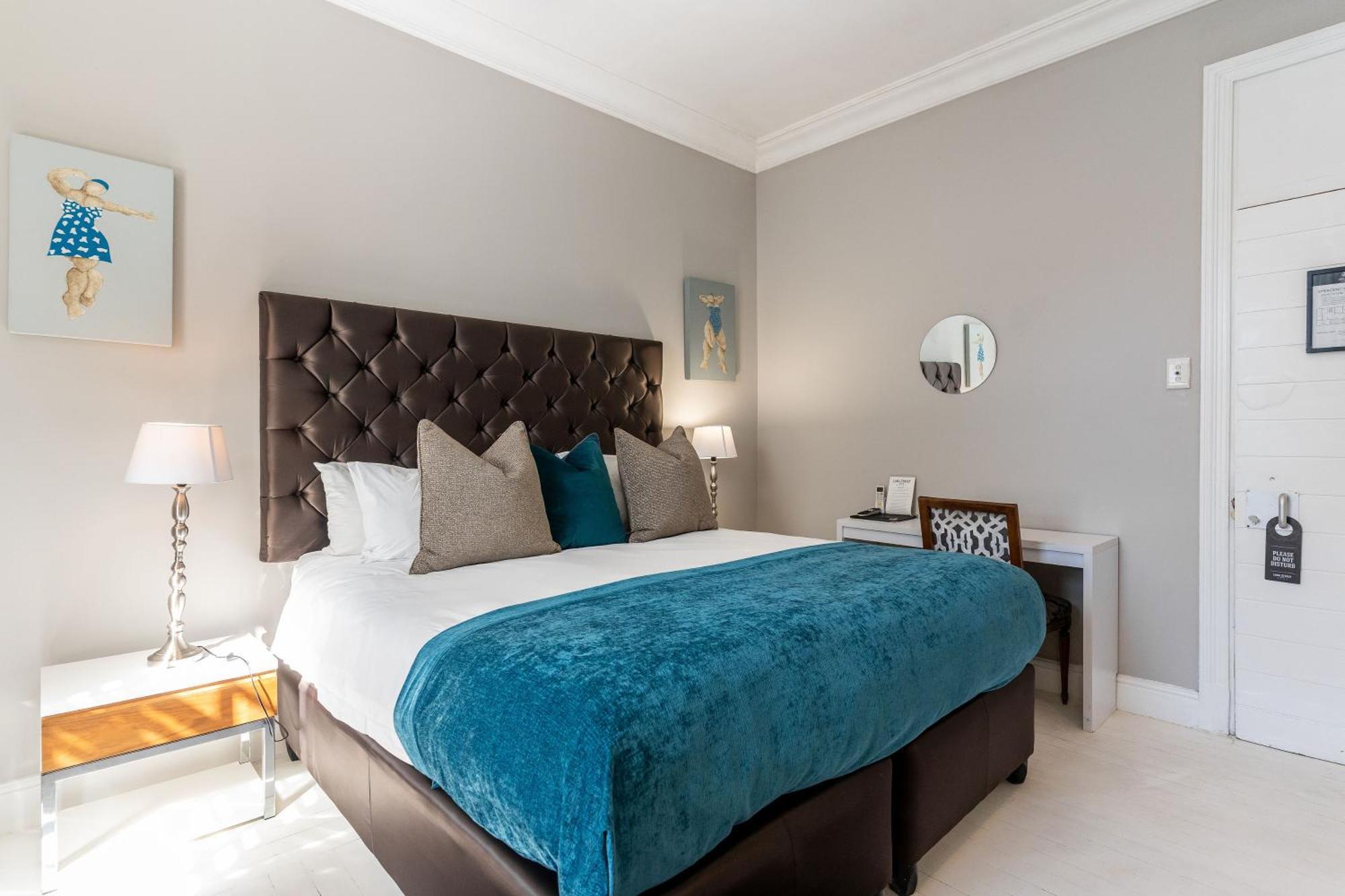 Long Street Boutique 3*