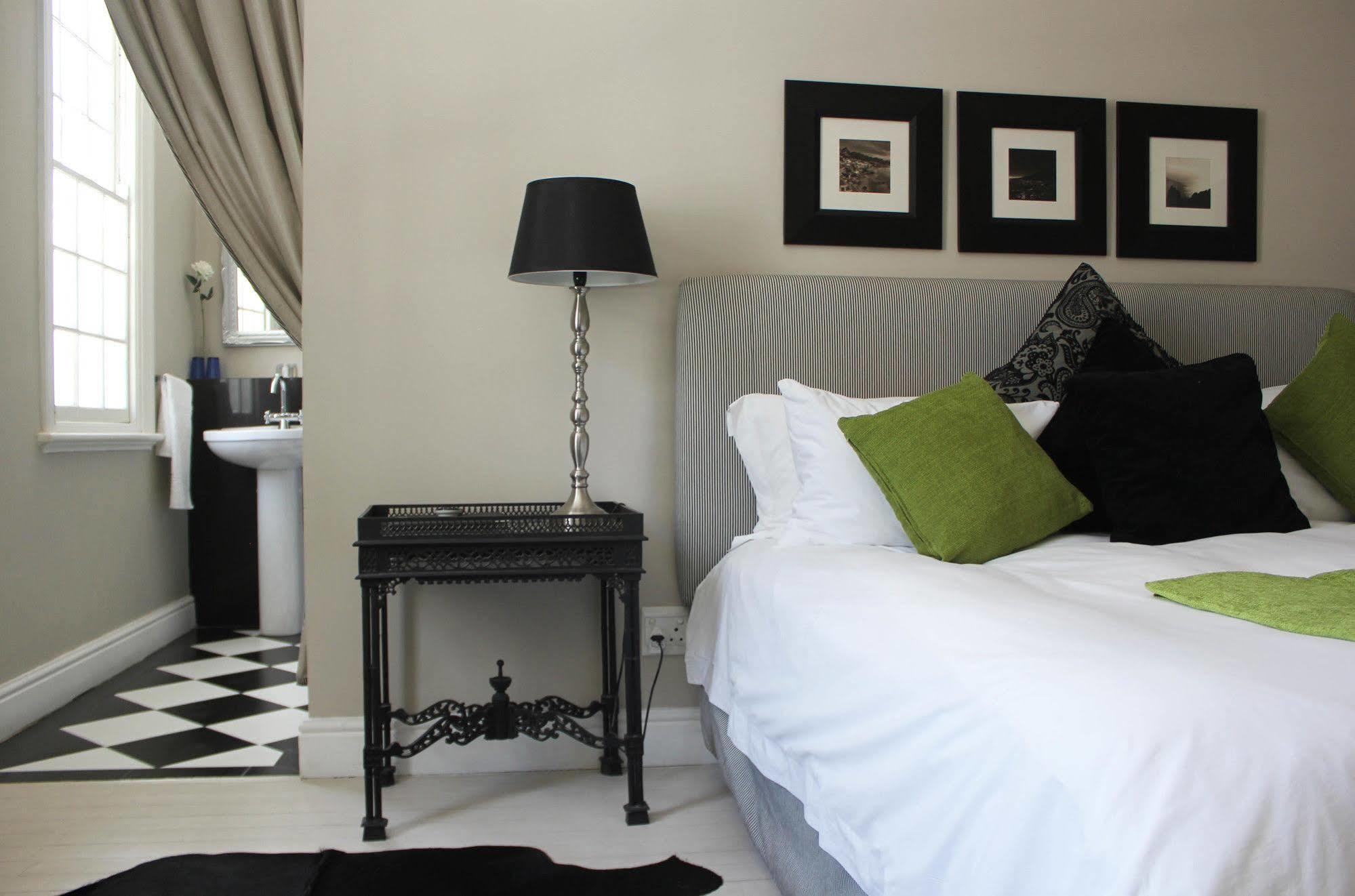 Long Street Boutique 3*